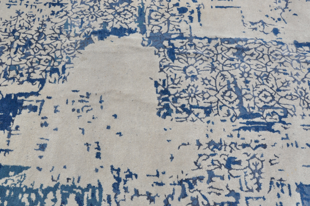 Power Loomed Contemporary Abstract Area Rug by Chandra