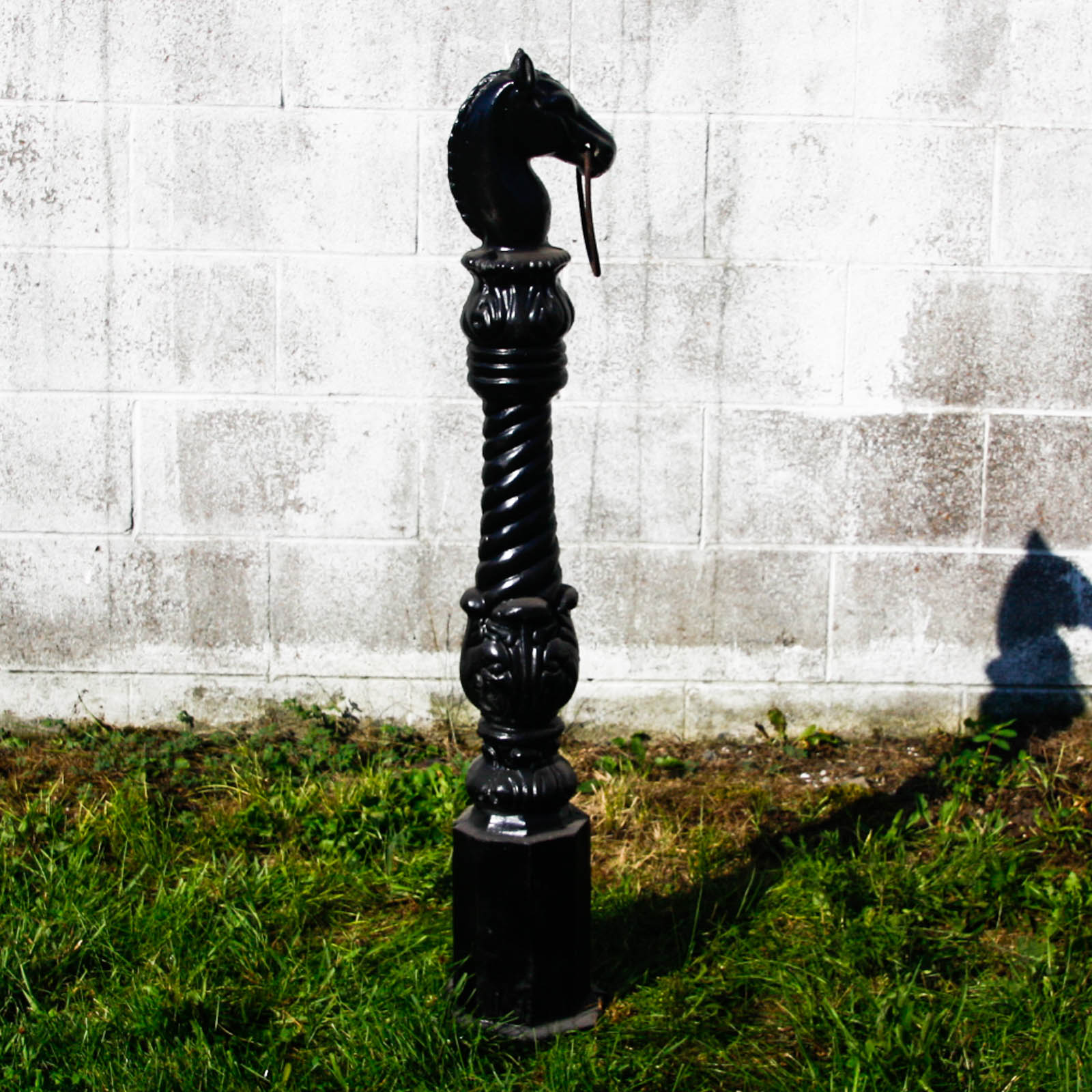Cast Aluminum Horse Hitching Post