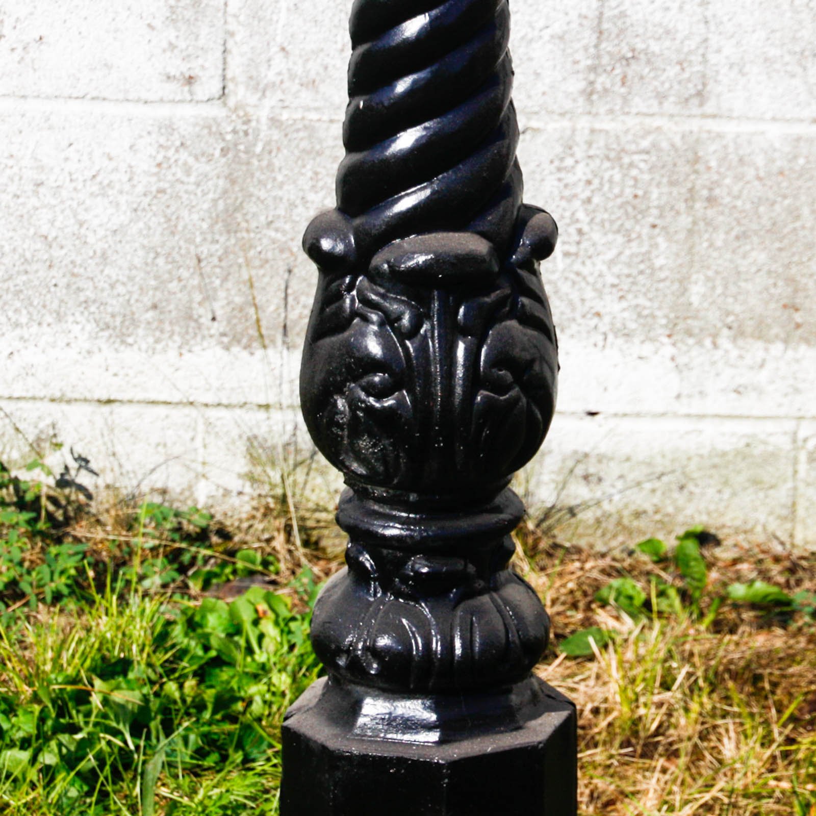 Cast Aluminum Horse Hitching Post
