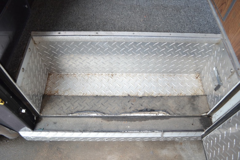 1985 Ford Ambulance Converted To "Vape" Truck