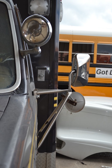 1985 Ford Ambulance Converted To "Vape" Truck