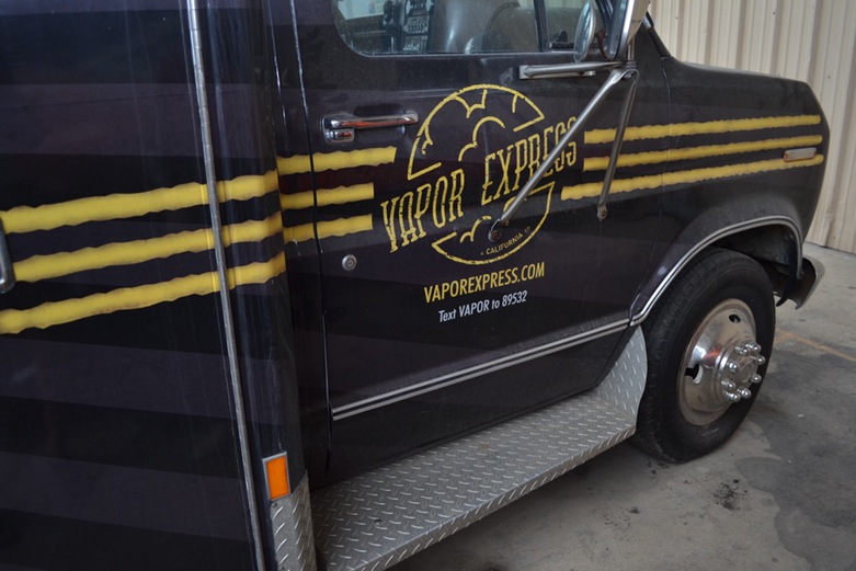 1985 Ford Ambulance Converted To "Vape" Truck