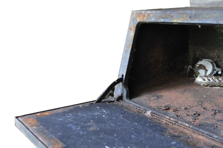 Antique Royal Leader Cast Iron Stove