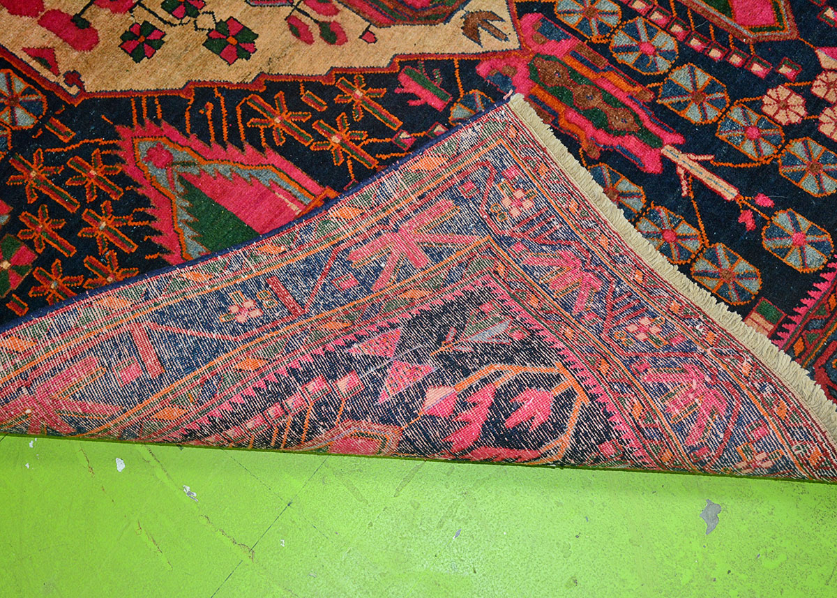 Hand Knotted Persian Sirjan Rug