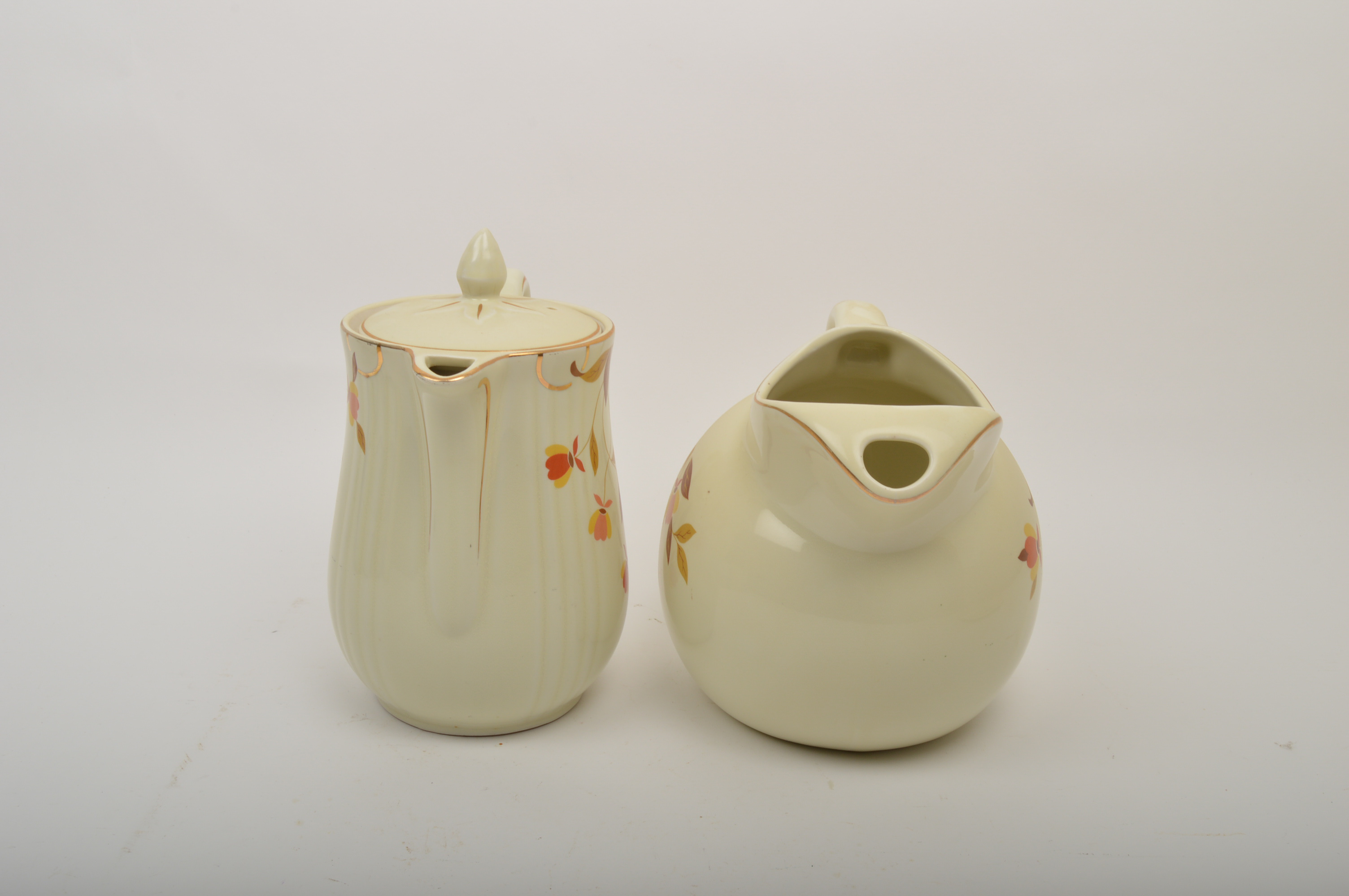 Vintage Hall's Superior Quality Kitchenware Set