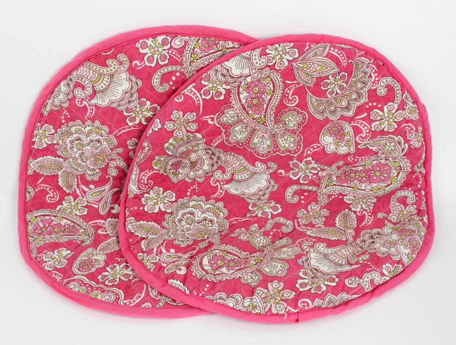Basket Serving Tray and Paisley Hot Pads