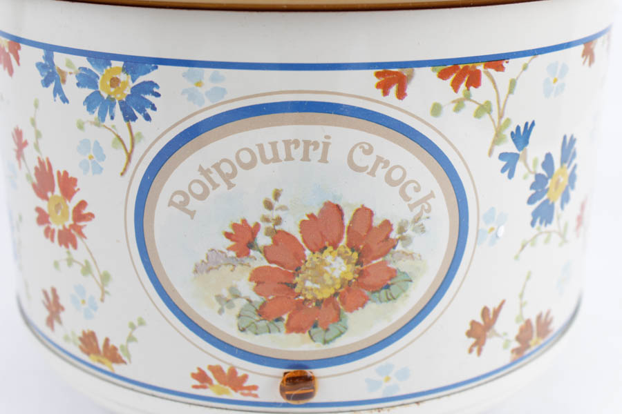 Vintage Potpourri Crockpot