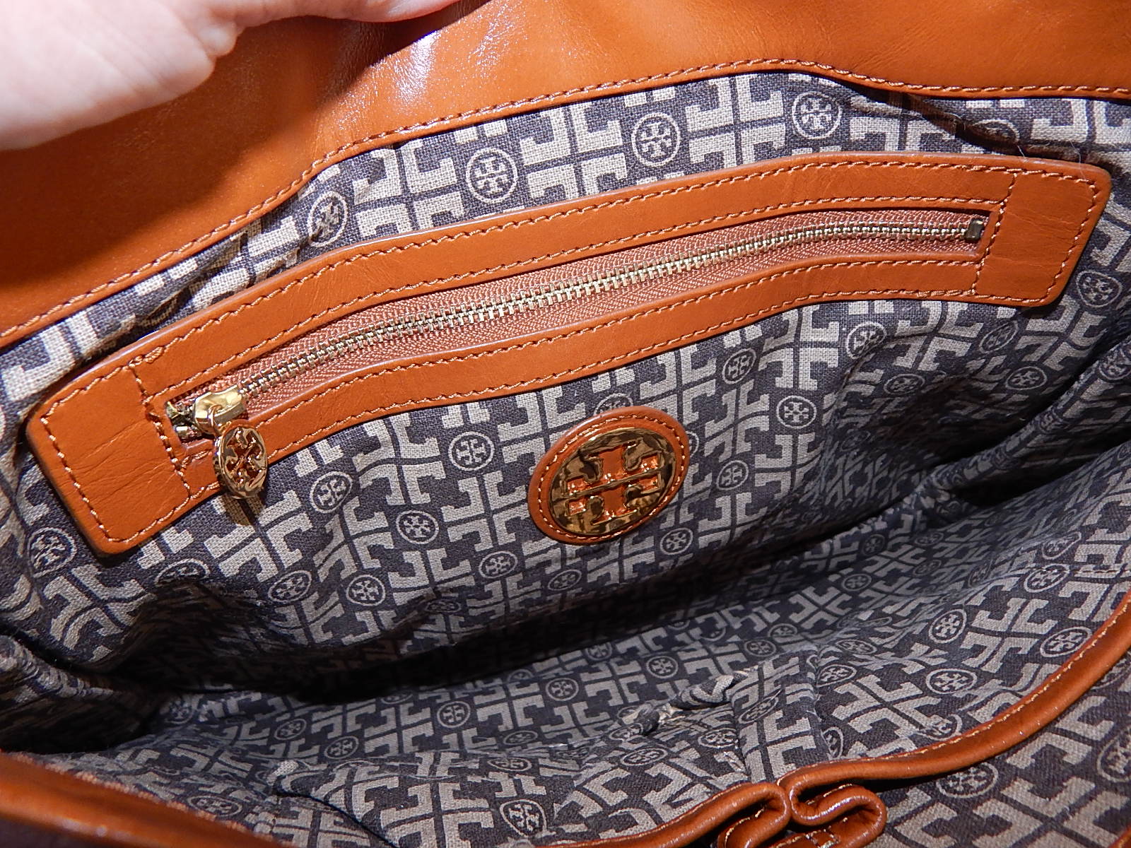 Tory Burch Happy Hobo Handbag