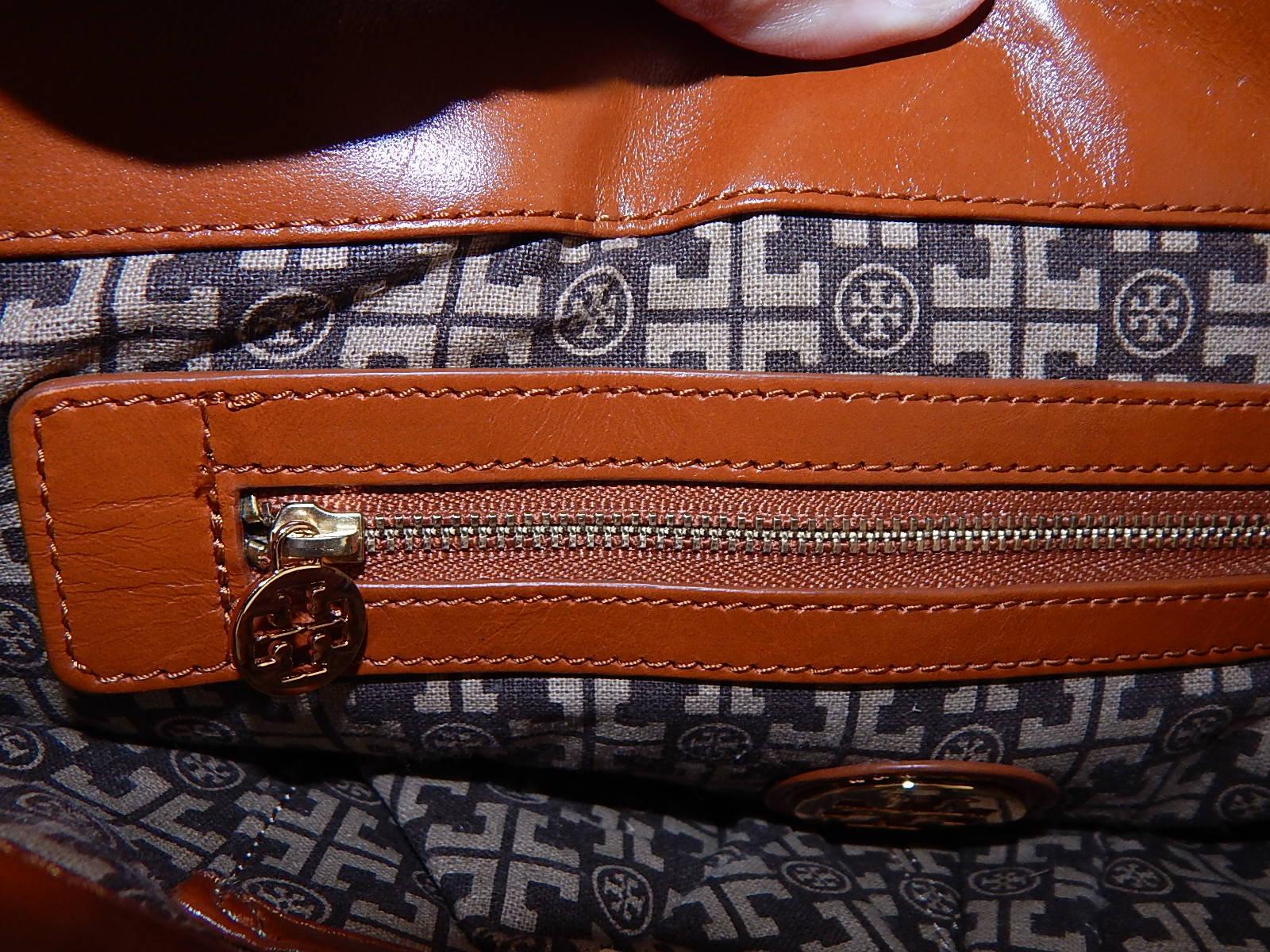 Tory Burch Happy Hobo Handbag