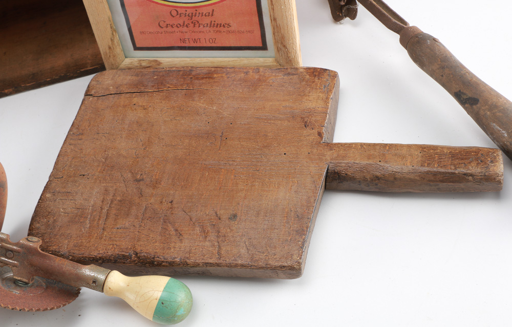 Collection of Vintage Kitchen Items