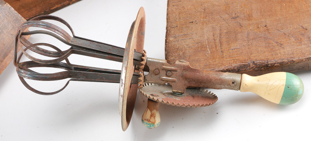 Collection of Vintage Kitchen Items