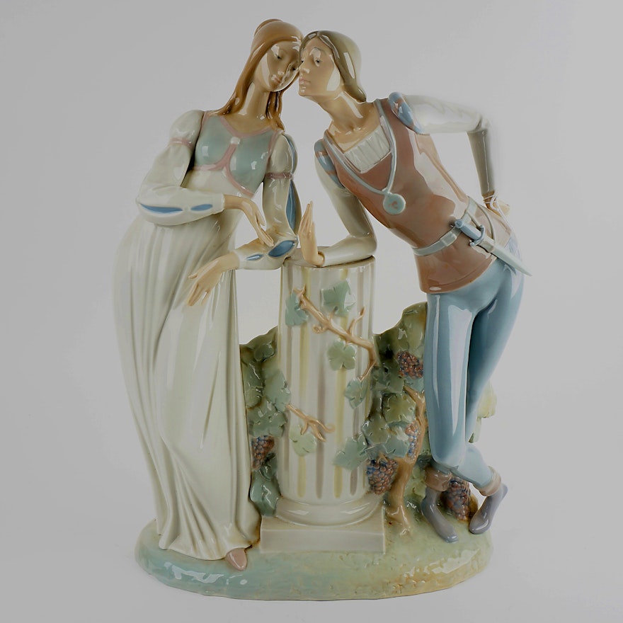 Retired Lladro Romeo and Juliet Figurine