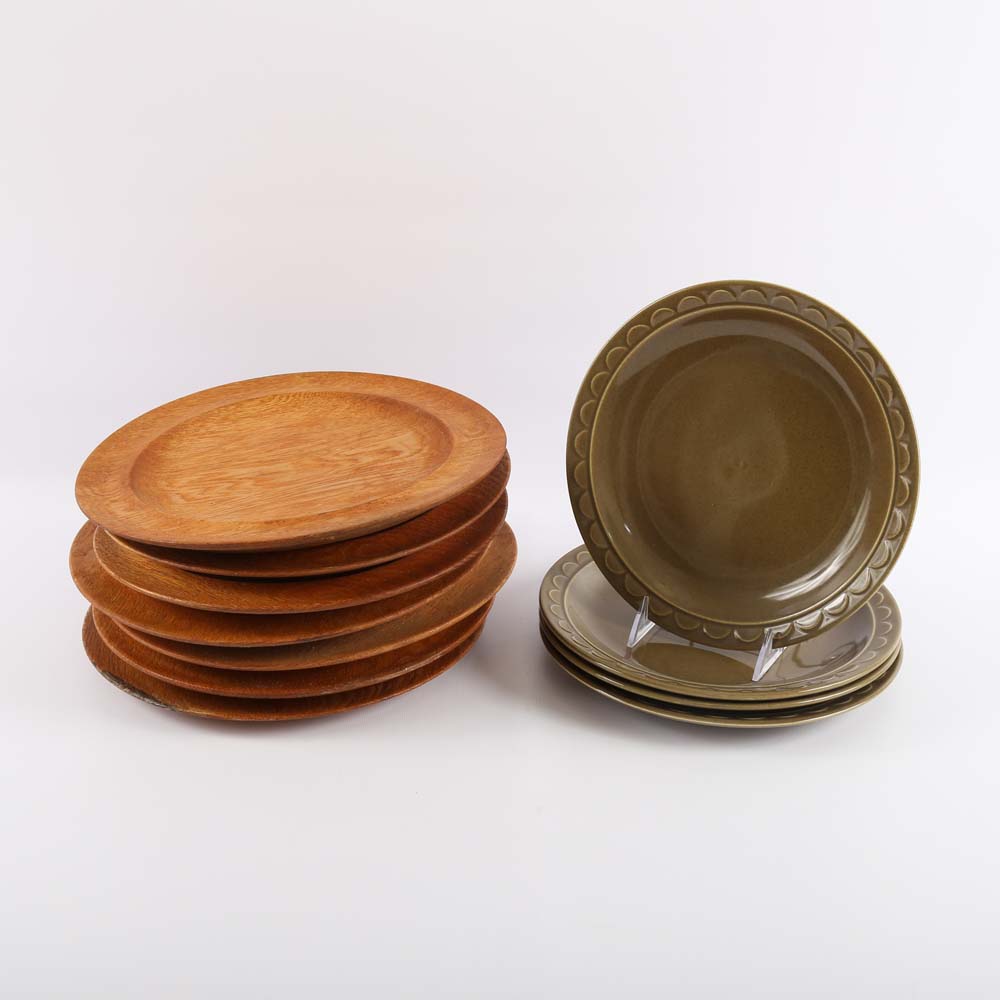 Set of 1970s Wooden Charges and DInner Plates