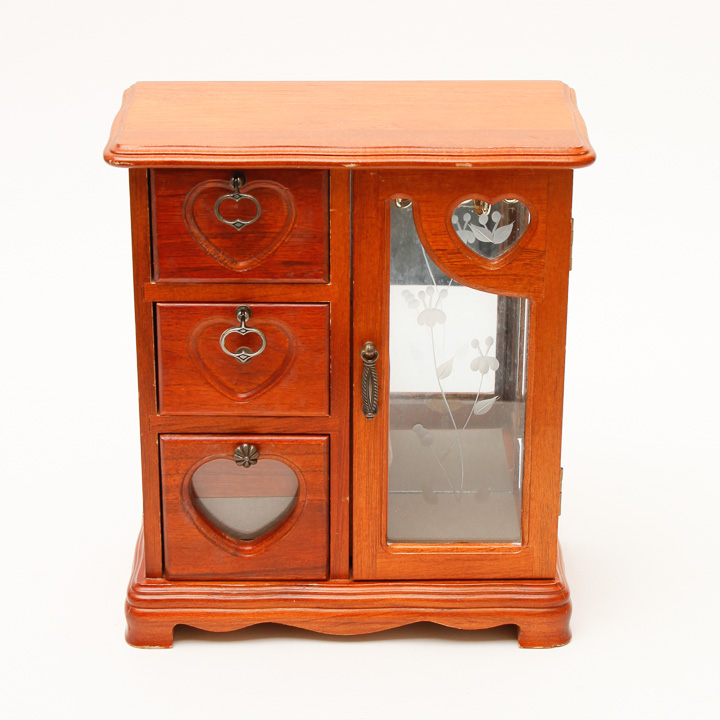 Vintage Wooden Heart Motif Jewelry Box