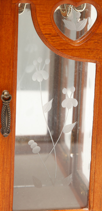 Vintage Wooden Heart Motif Jewelry Box