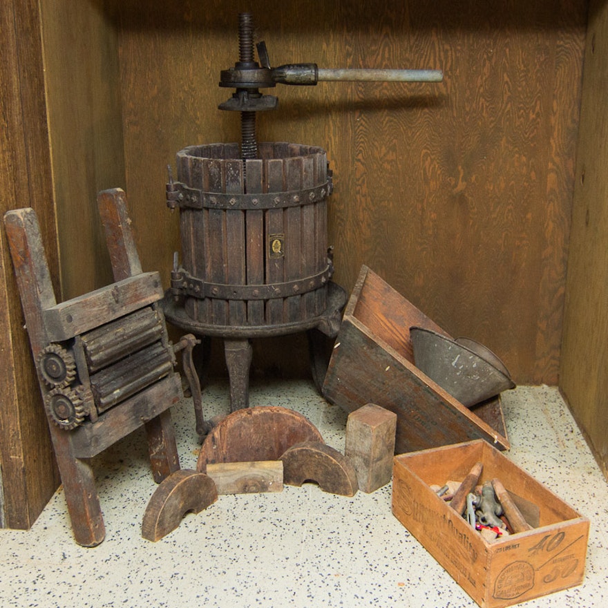 Antique Baccellieri Bros. Mfg. Co. Wine Press