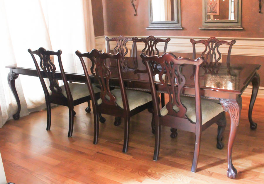 Mahogany Thomasville Dining Table and Chairs