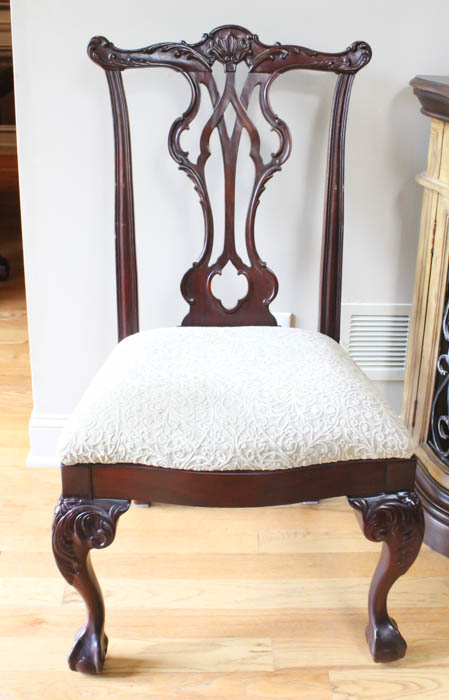 Mahogany Thomasville Dining Table and Chairs