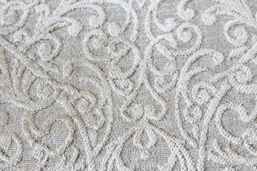 Mahogany Thomasville Dining Table and Chairs