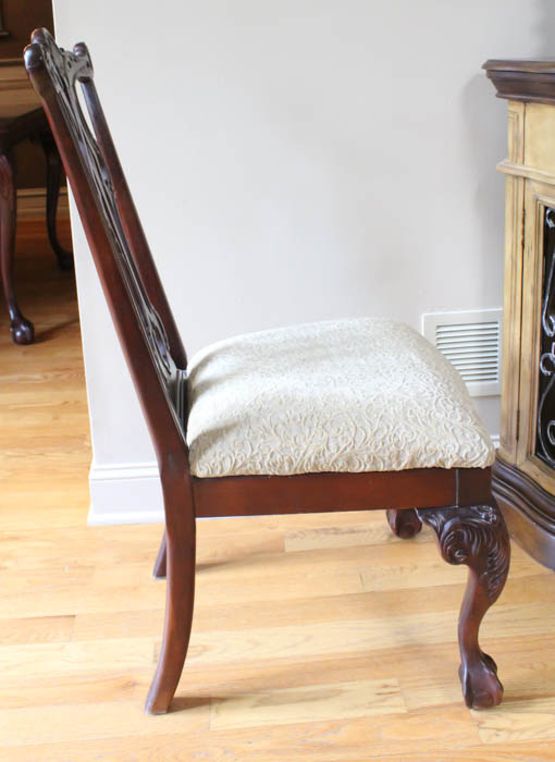 Mahogany Thomasville Dining Table and Chairs