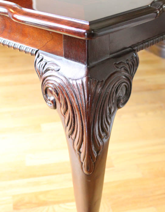 Mahogany Thomasville Dining Table and Chairs