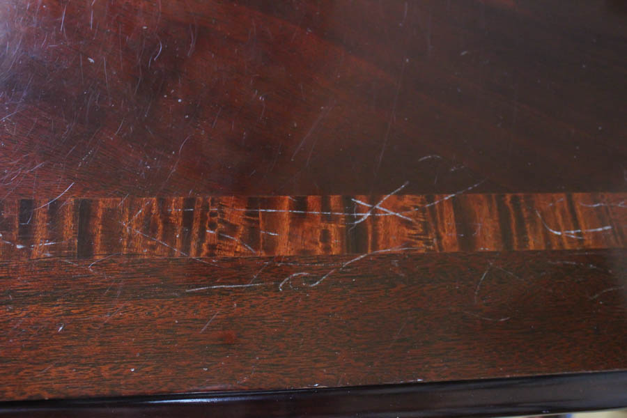 Mahogany Thomasville Dining Table and Chairs