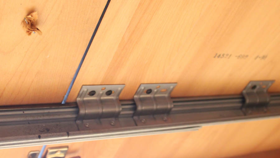 Mahogany Thomasville Dining Table and Chairs