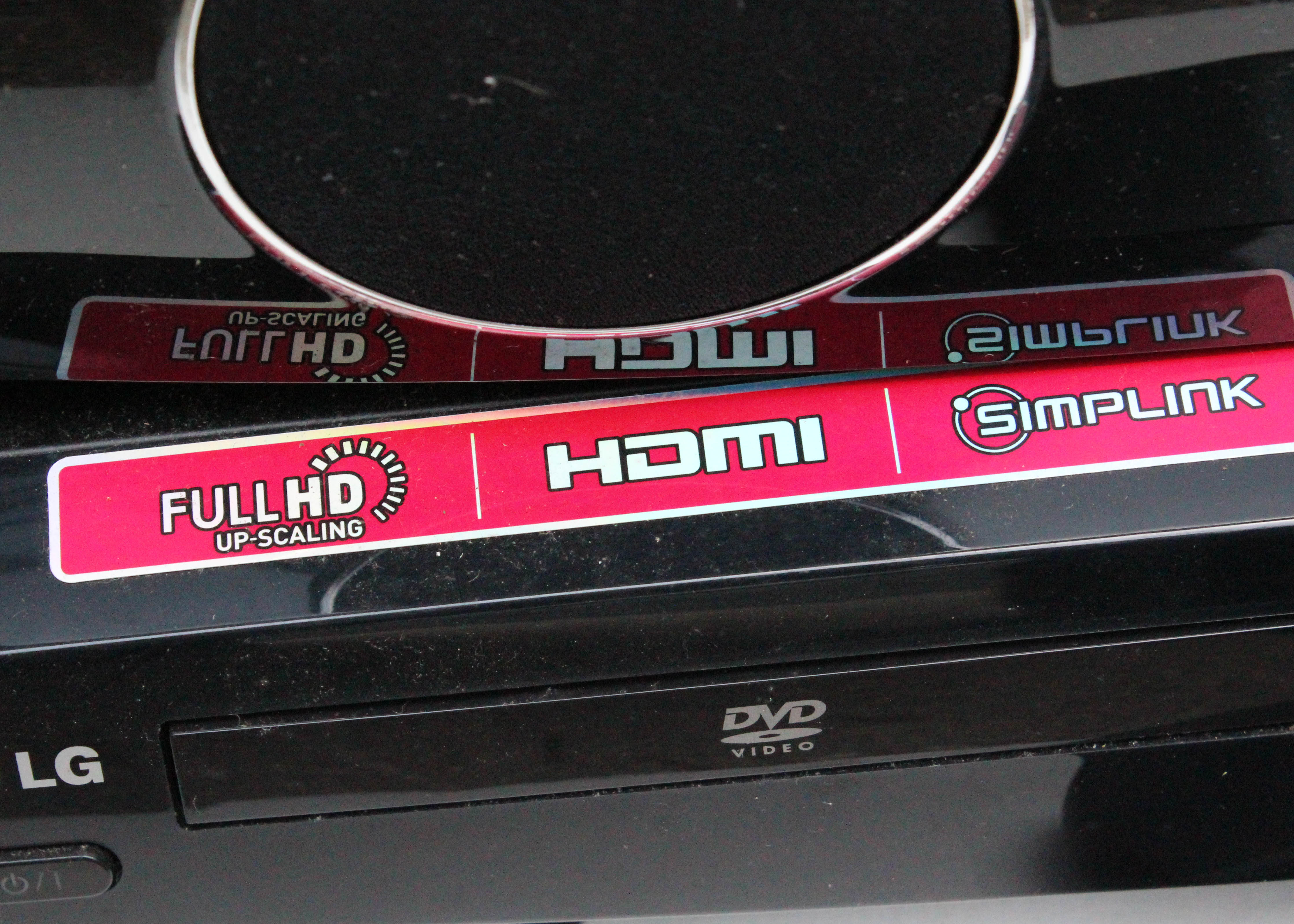 LG DVD Player With Surround Sound Speaker System