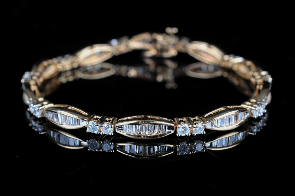 A 14K Solid Yellow Gold and 3.00 CTW Diamond Bracelet