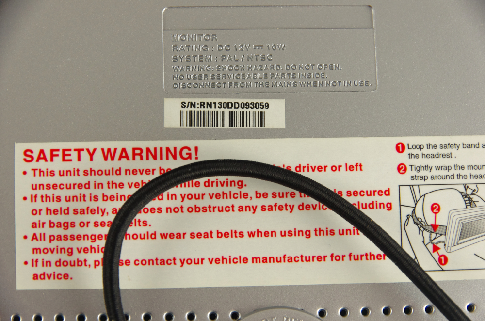 Dual Screen Mobile DVD System