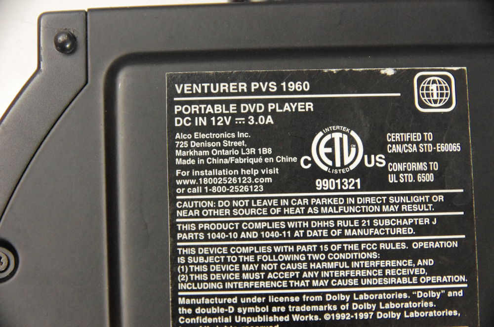 Dual Screen Mobile DVD System