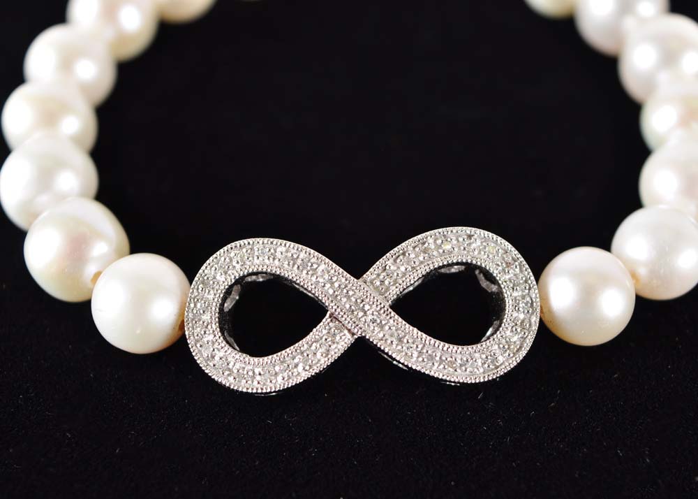 Sterling Silver Diamond and Pearl Necklace