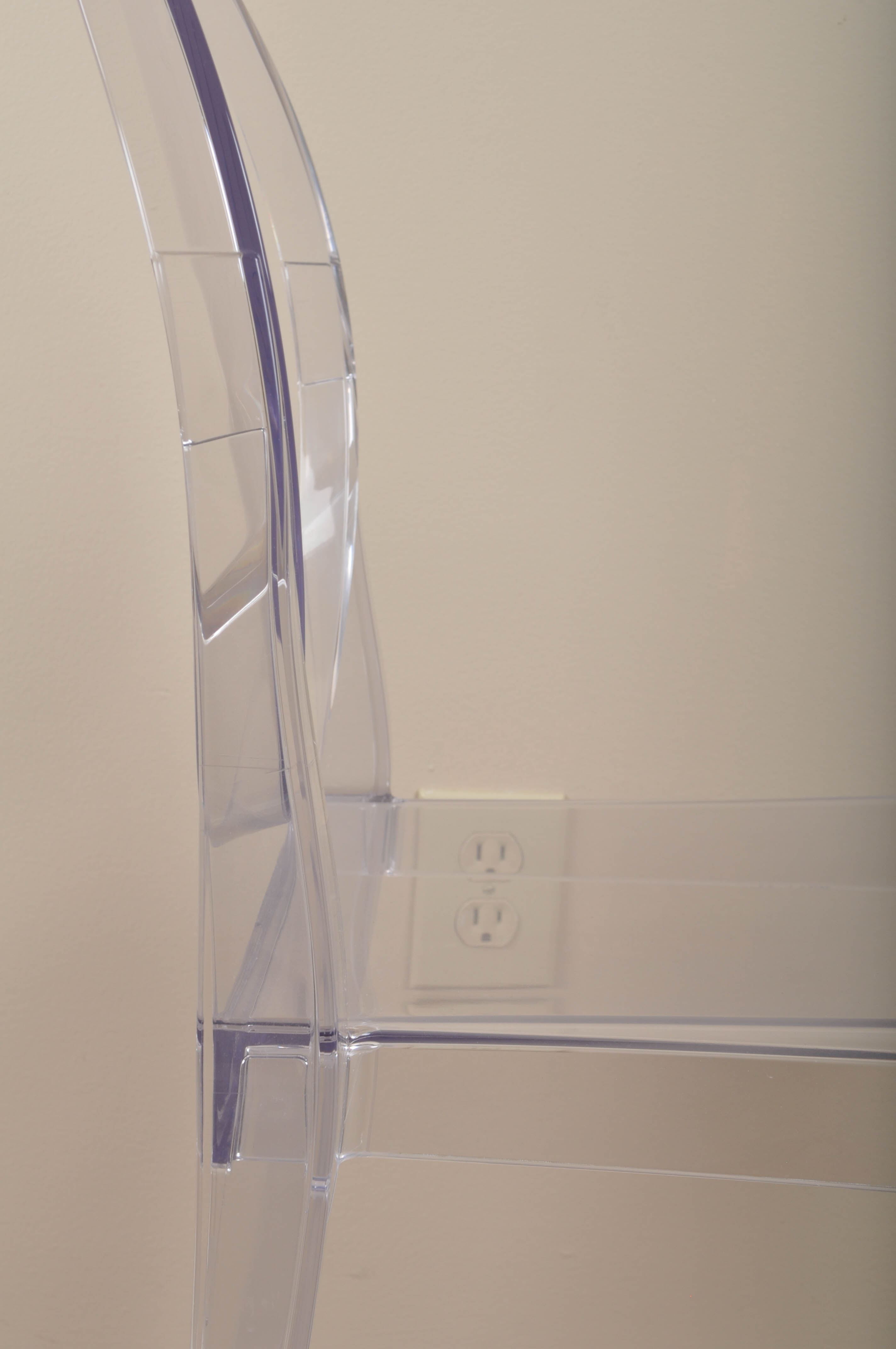 Modern Clear Acrylic Chair