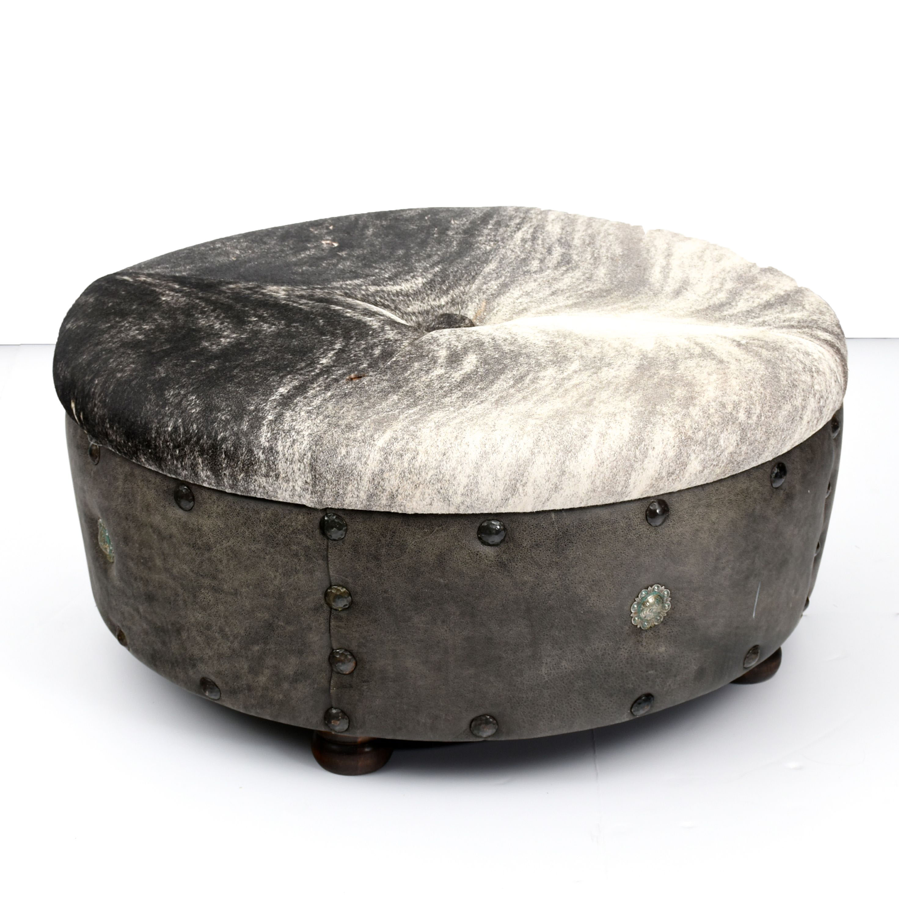 Round Cowhide Ottoman Seat