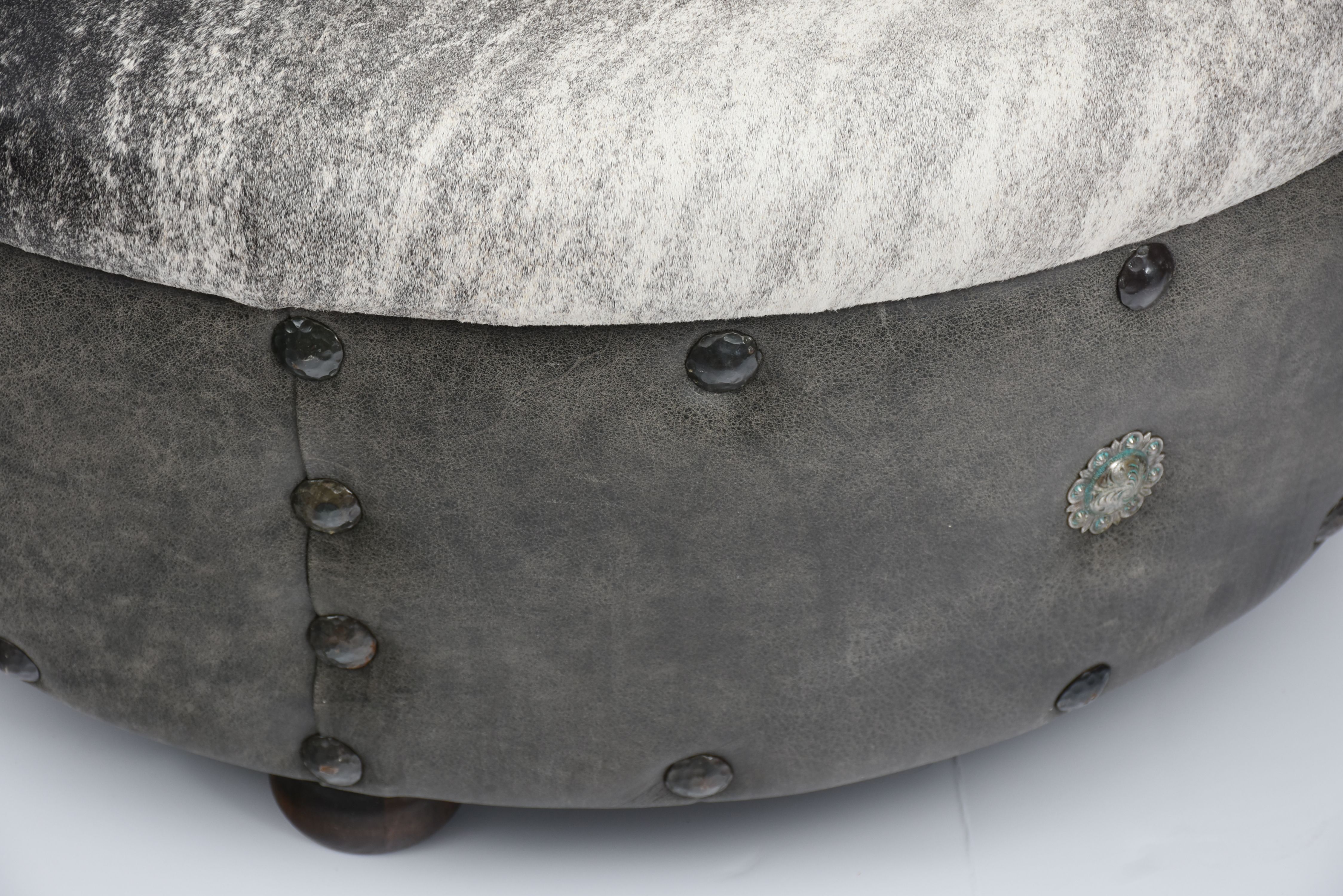 Round Cowhide Ottoman Seat