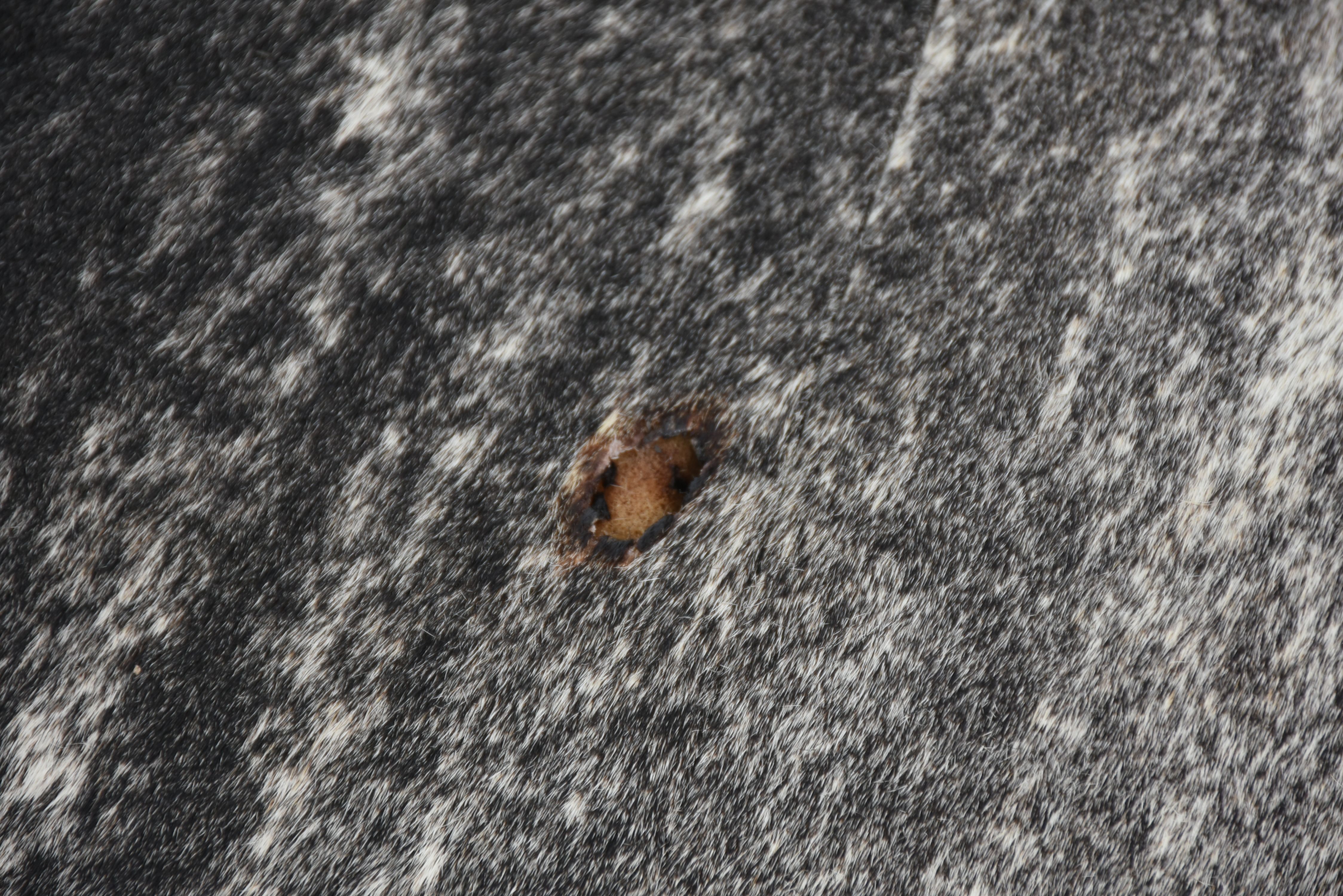 Round Cowhide Ottoman Seat