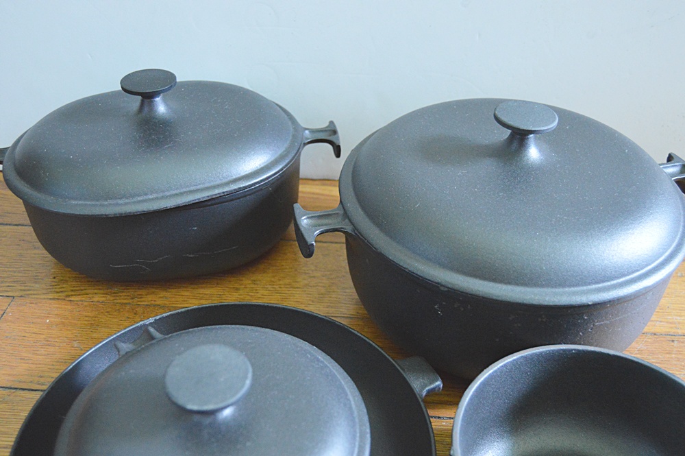 Le Creuset Cast Iron Cookware Set