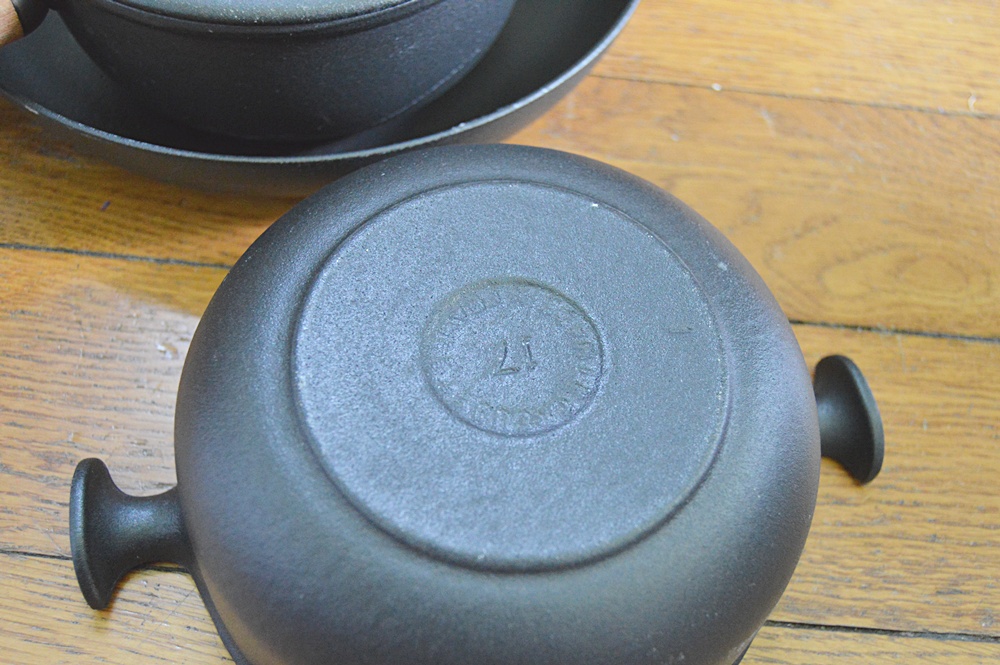 Le Creuset Cast Iron Cookware Set
