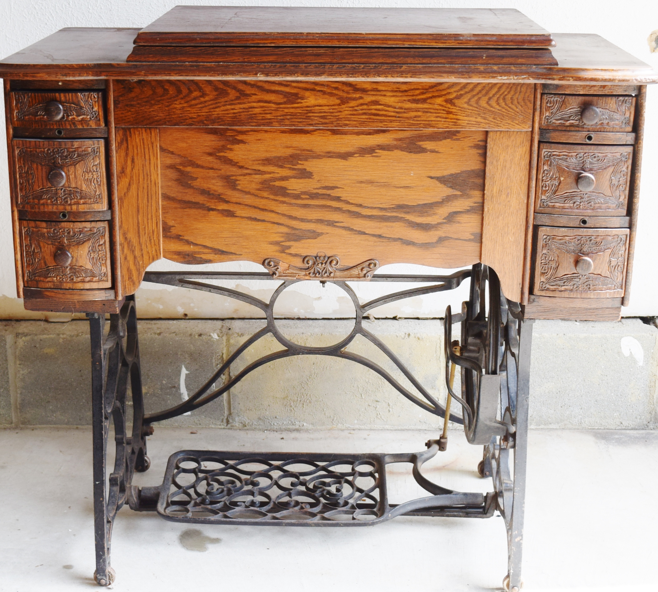 Antique Minnesota A Treadle Sewing Machine.