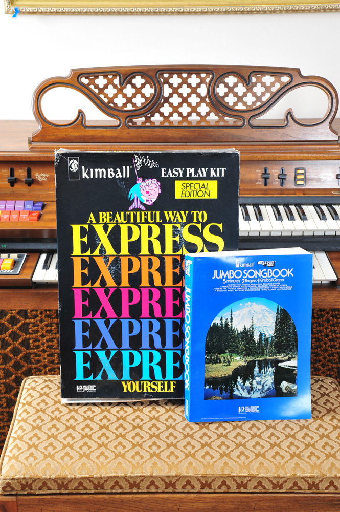 Kimball Swinger 700 Electric Organ "The Entertainer III"