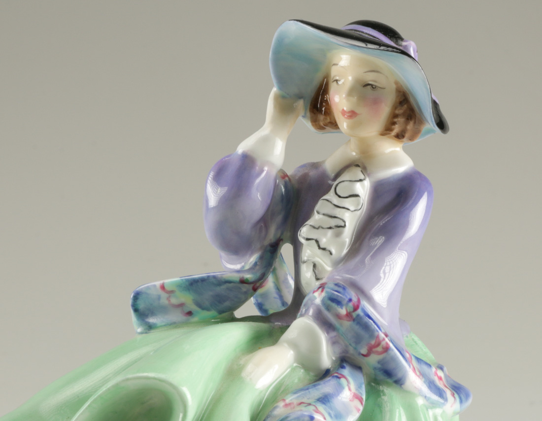1942 Bone China Royal Doulton Figurine