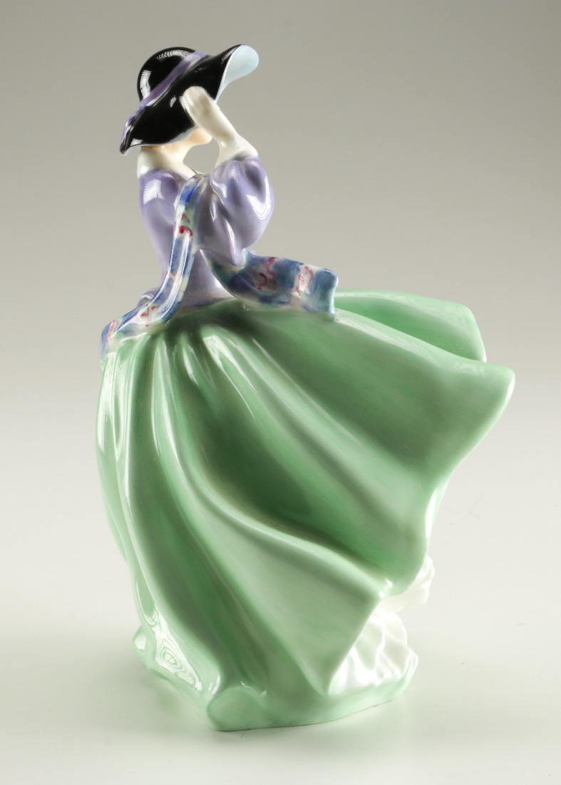 1942 Bone China Royal Doulton Figurine