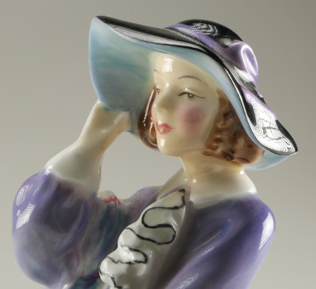 1942 Bone China Royal Doulton Figurine