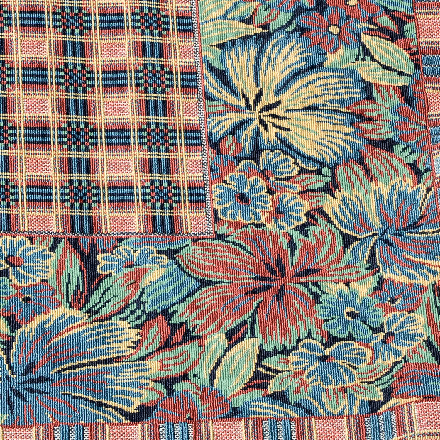 "Somak Collection" Plaid and Floral Area Rug