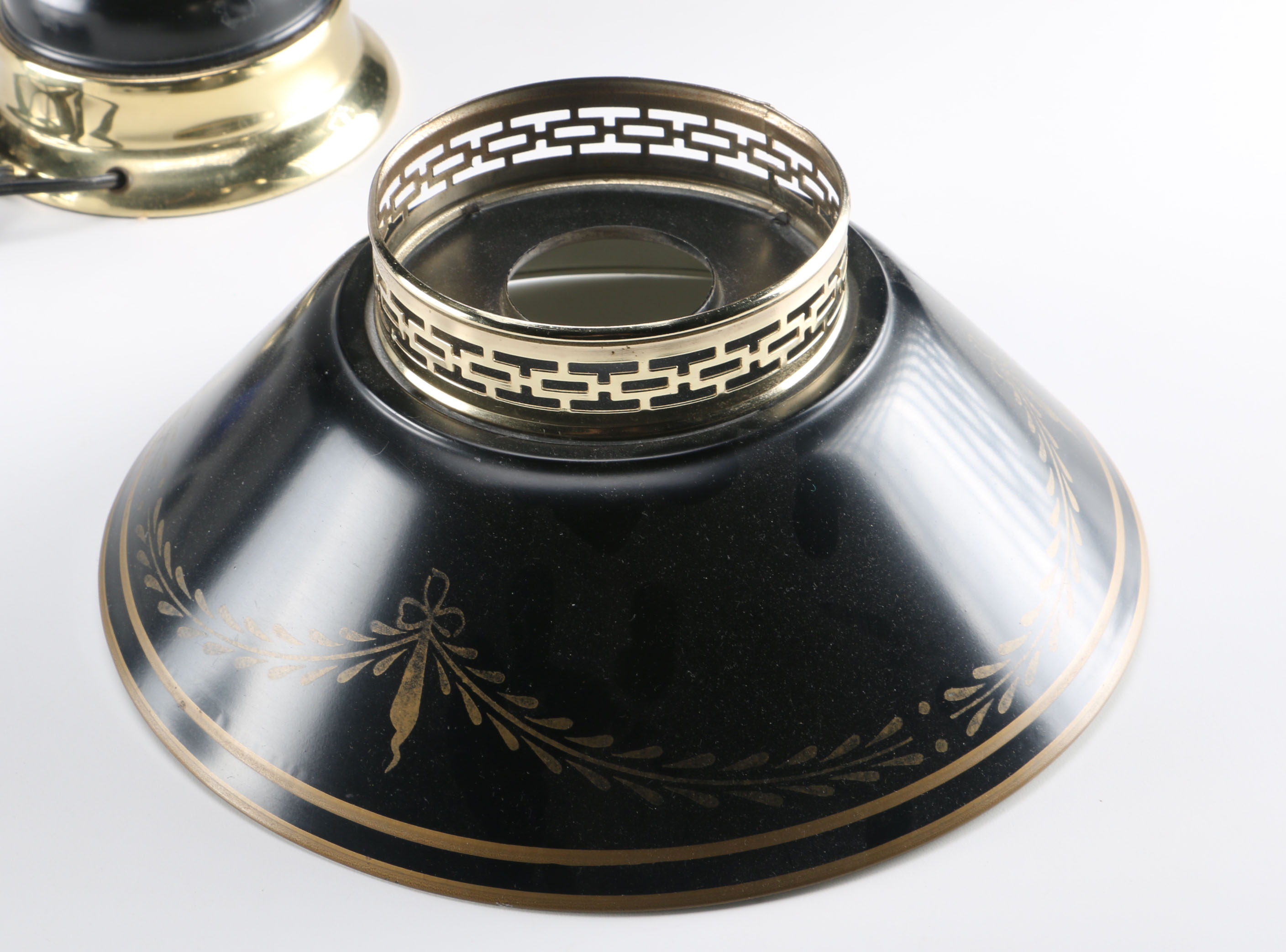 Black and Gold Tone Table Lamp