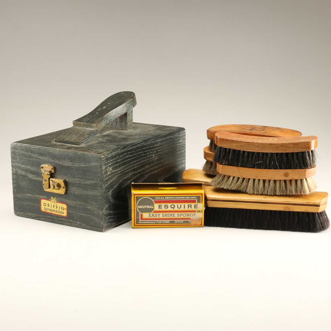 Vintage Griffin Shoe Shinemaster Box