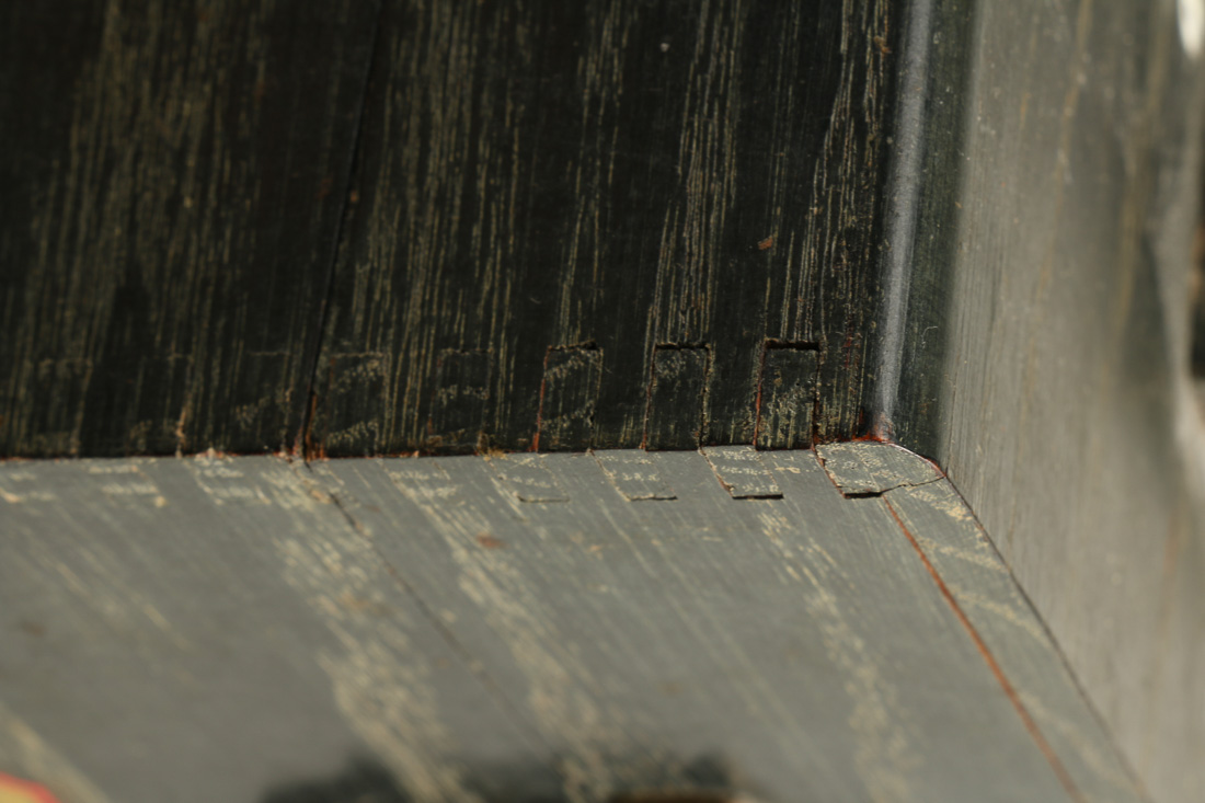 Vintage Griffin Shoe Shinemaster Box