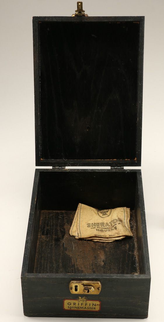 Vintage Griffin Shoe Shinemaster Box