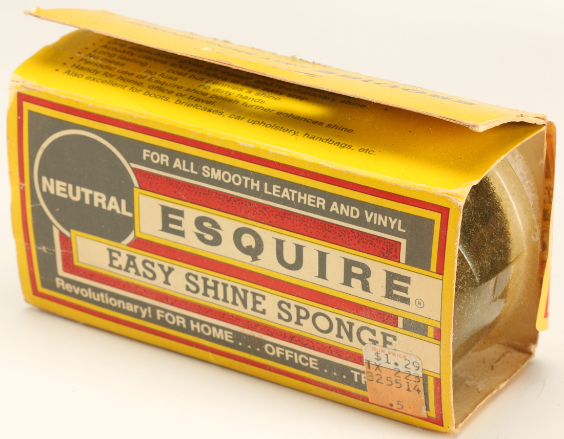 Vintage Griffin Shoe Shinemaster Box