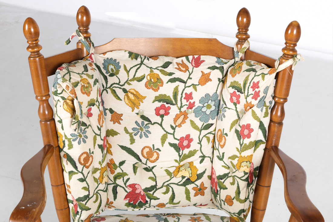 Circa 1950's S. Bent & Bros. Colonial Style Chair